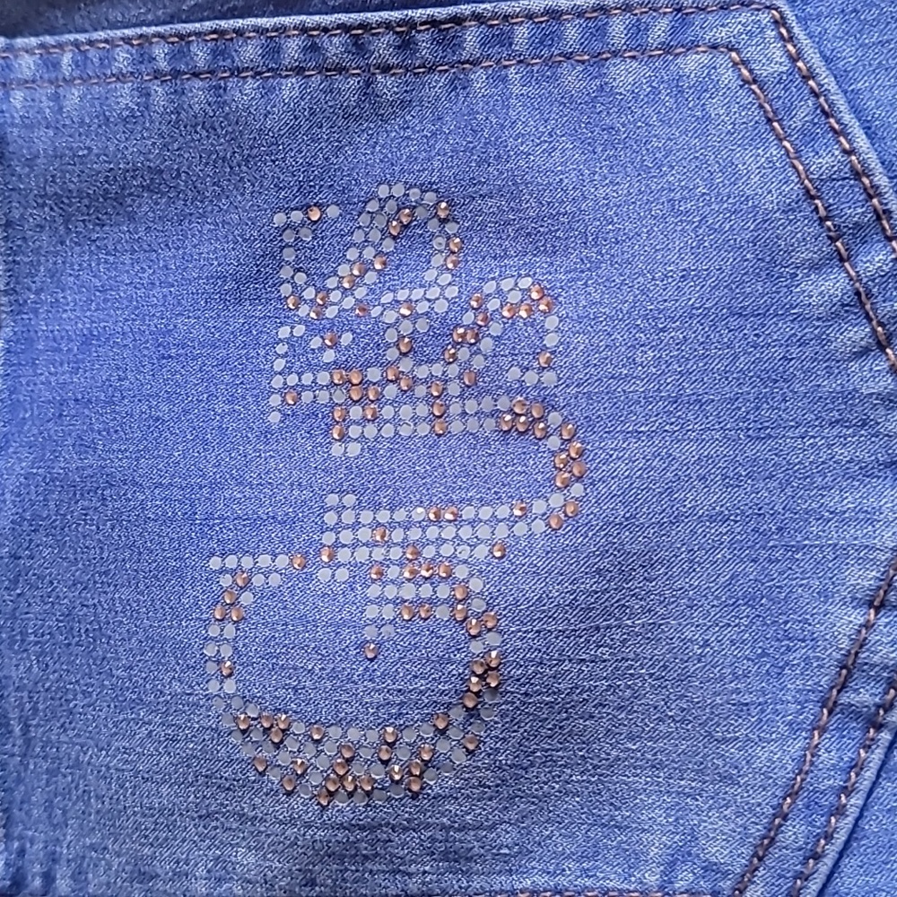 Guess Ripped Jeans - Picture 12 of 12